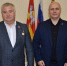 Председатель Собрания депутатов Василий Хасанов вручил главе города медаль - Администрация г. Троицка