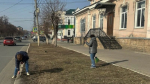 Троичане продолжают наводить порядок в городе