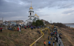 Дмитрий Гатов поблагодарил участников субботника